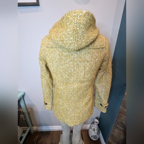 Leon and Harper, yellow Wool & Mohair duffle jacket Euro L - Picture 14 of 17
